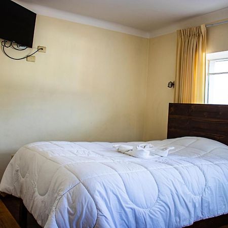 Hotel Los Laureles Calca Buitenkant foto
