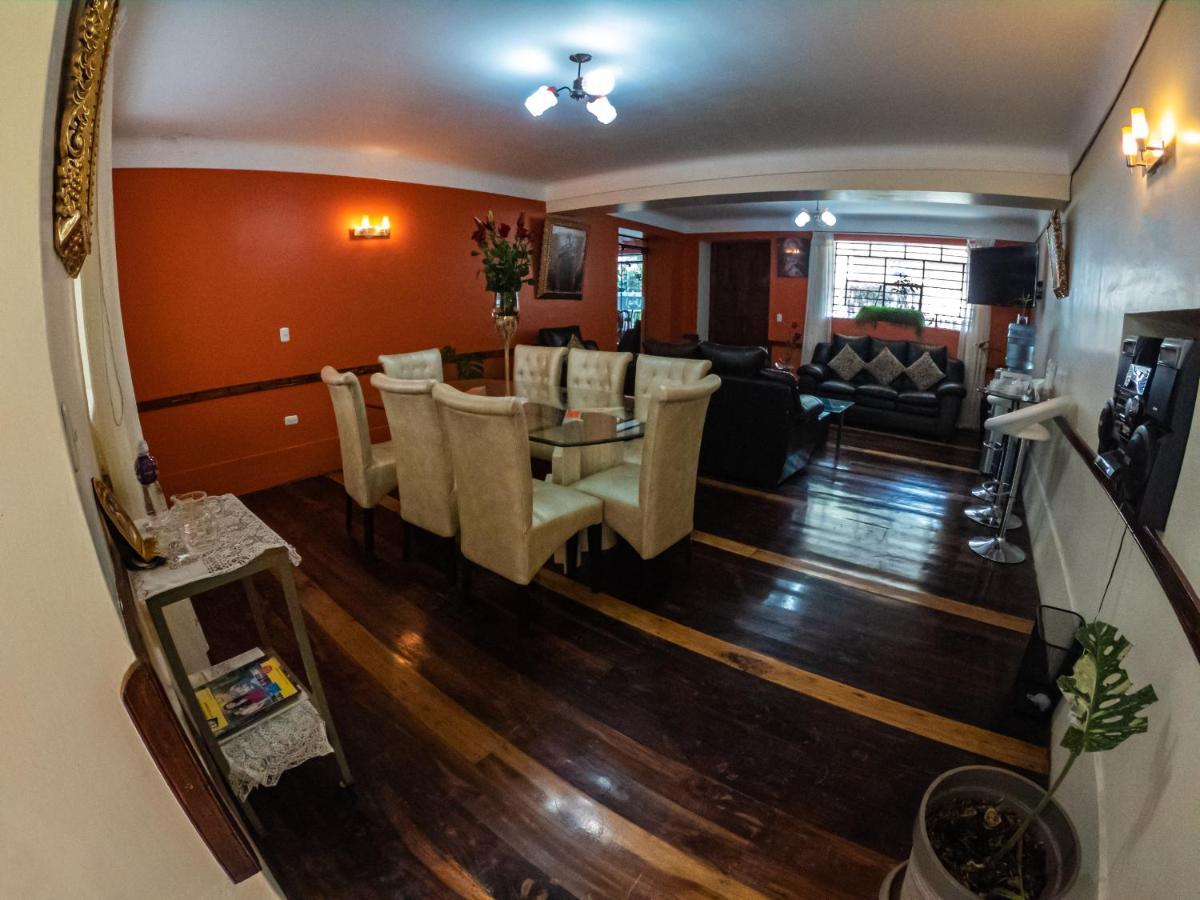 Hotel Los Laureles Calca Buitenkant foto