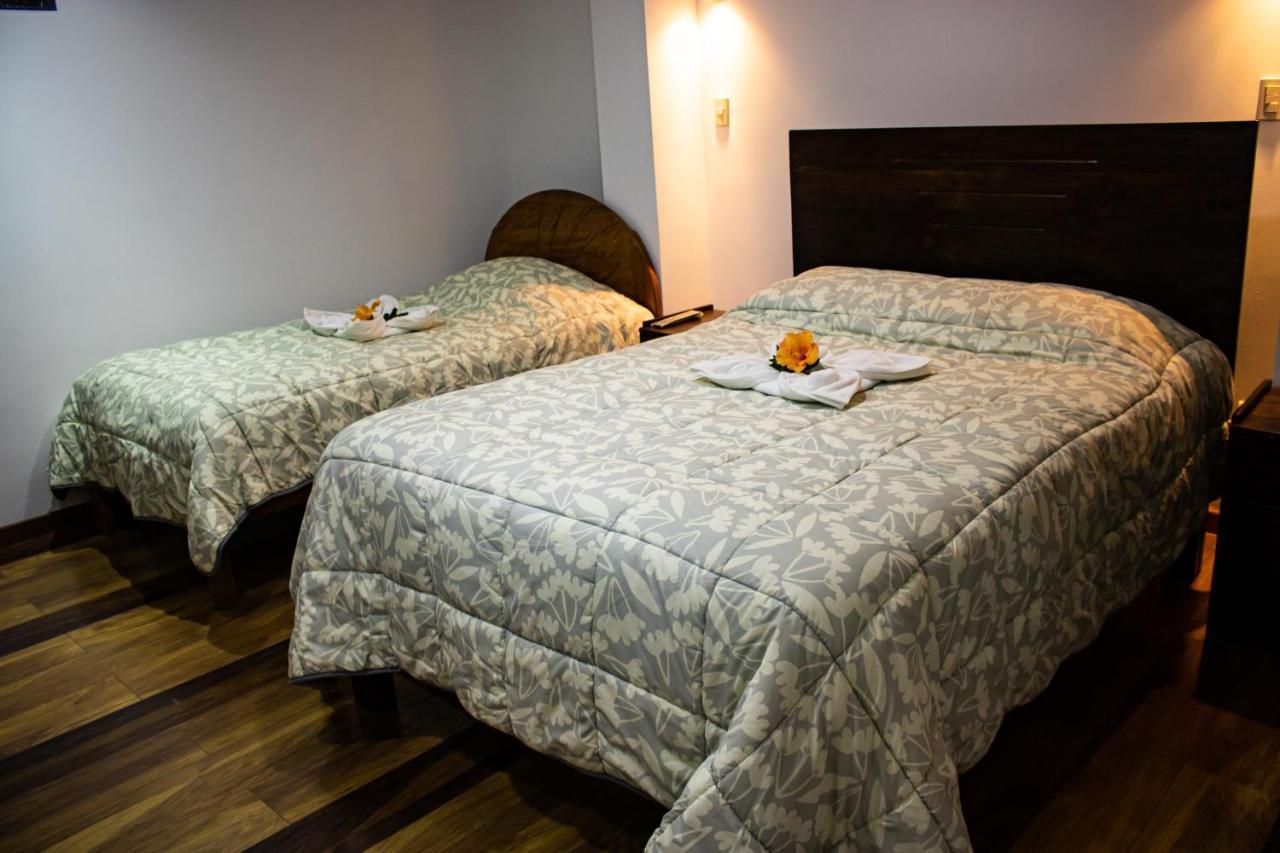Hotel Los Laureles Calca Buitenkant foto