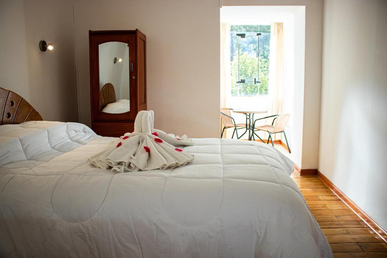 Hotel Los Laureles Calca Buitenkant foto