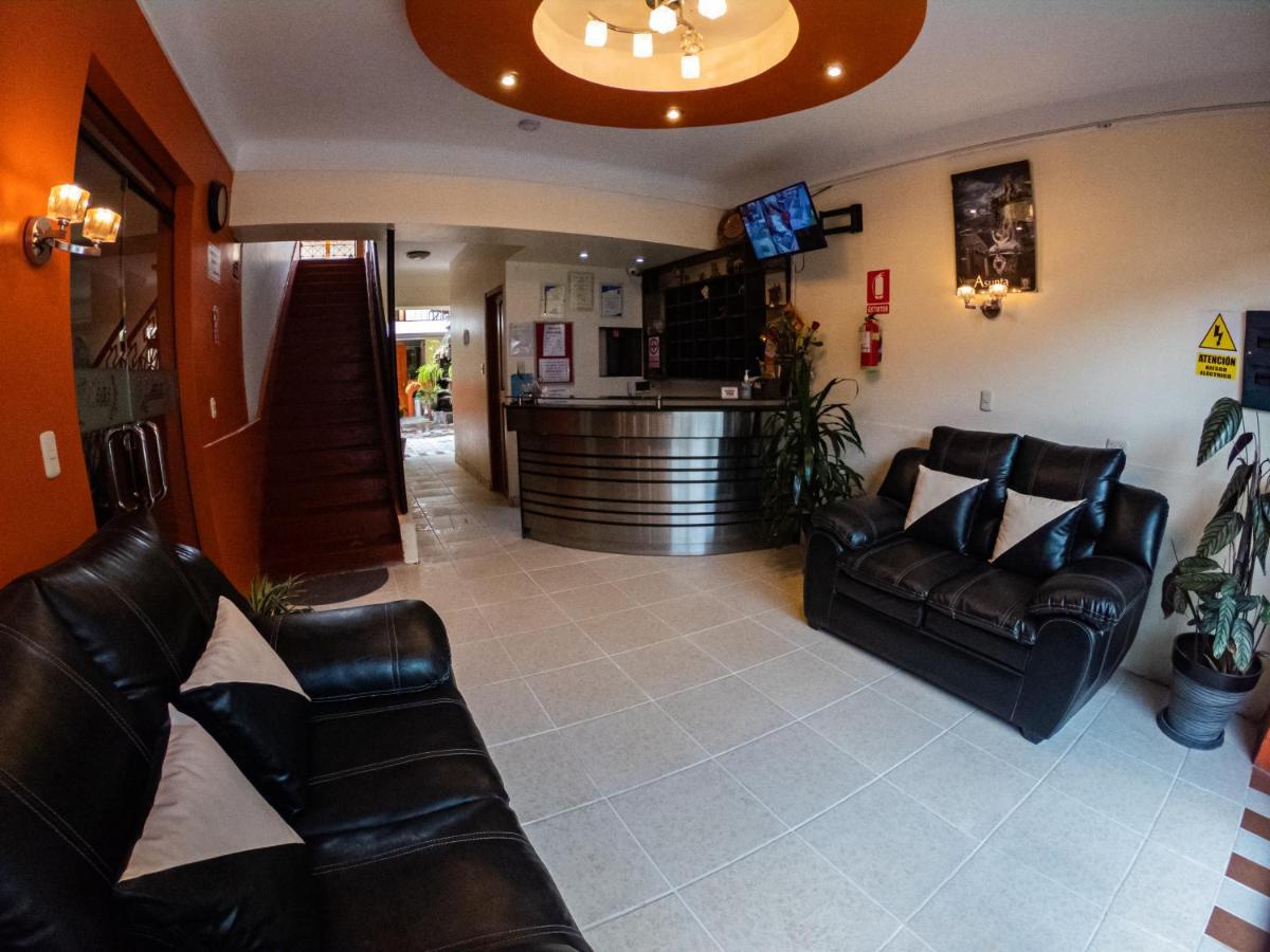 Hotel Los Laureles Calca Buitenkant foto