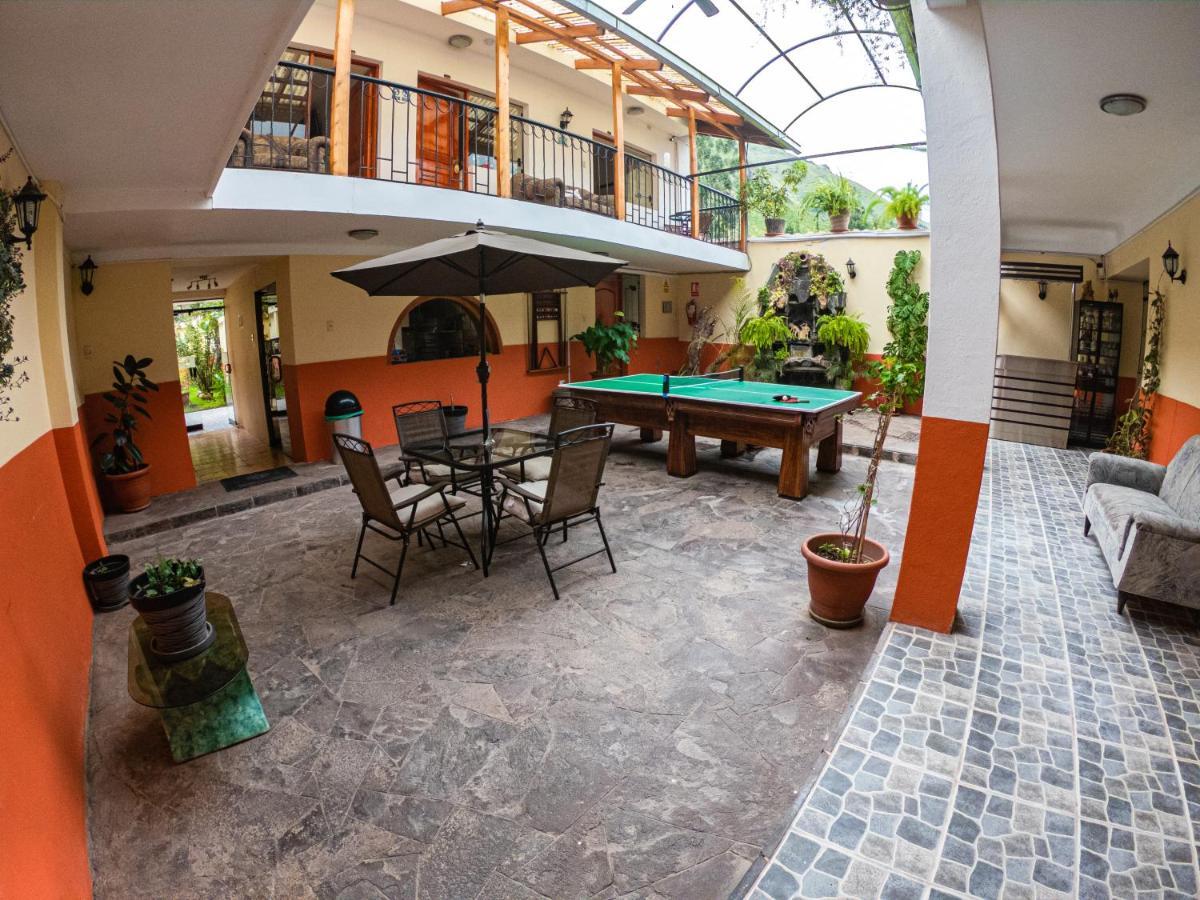Hotel Los Laureles Calca Buitenkant foto