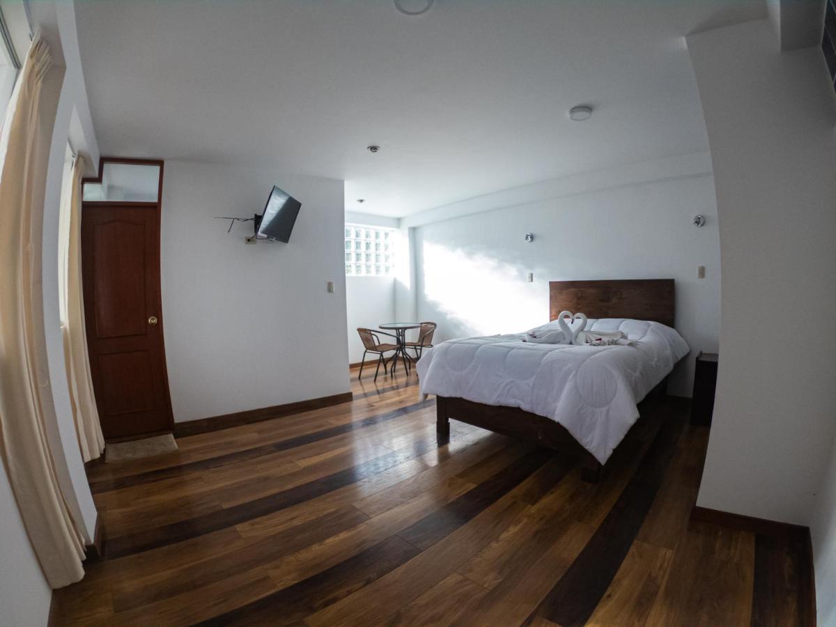 Hotel Los Laureles Calca Buitenkant foto
